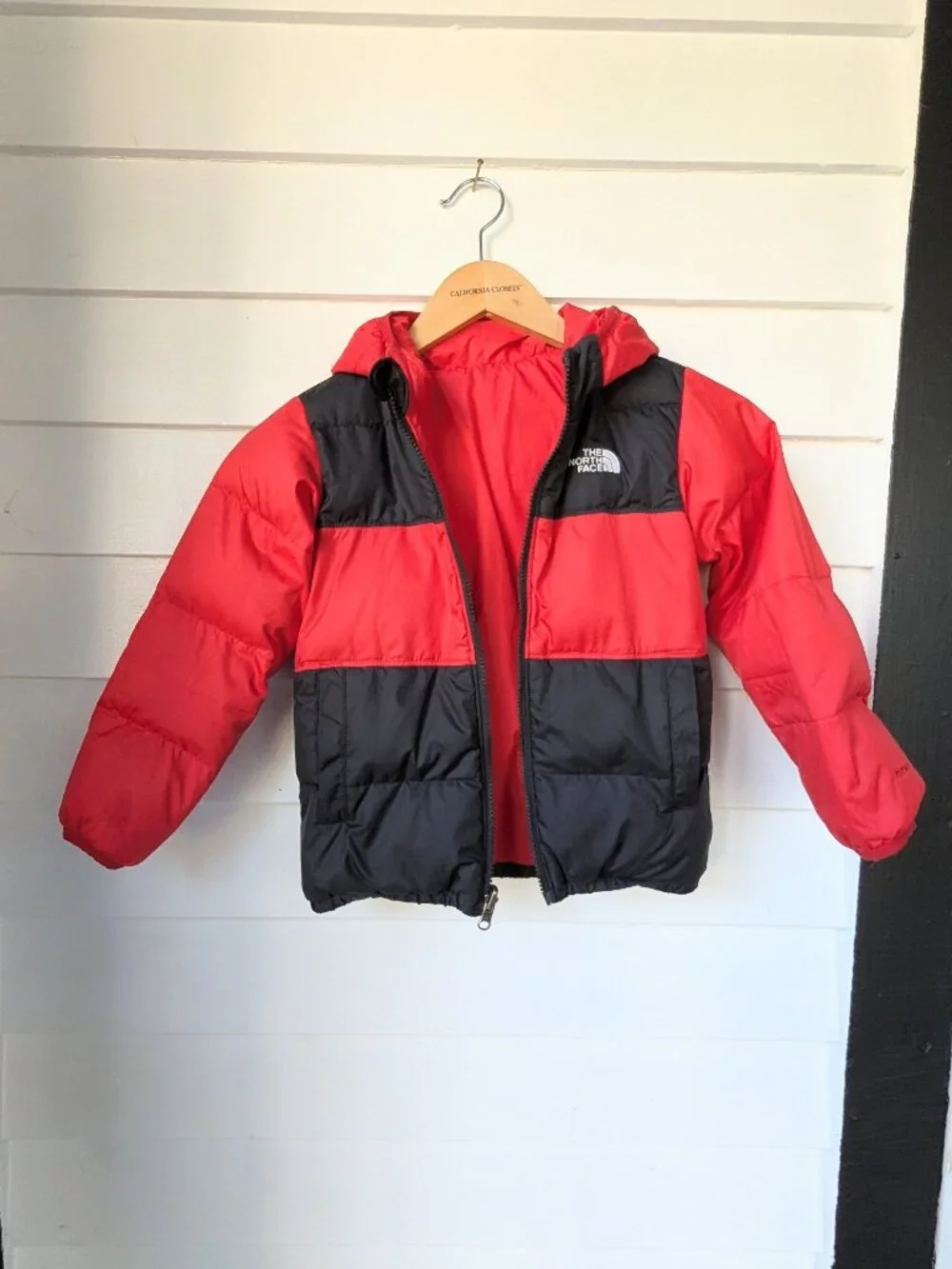 THE NORTH FACE 550 DOWN REVERSIBLE HOODED PUFFER JACKET TODDLER BOY 5T RED BLACK